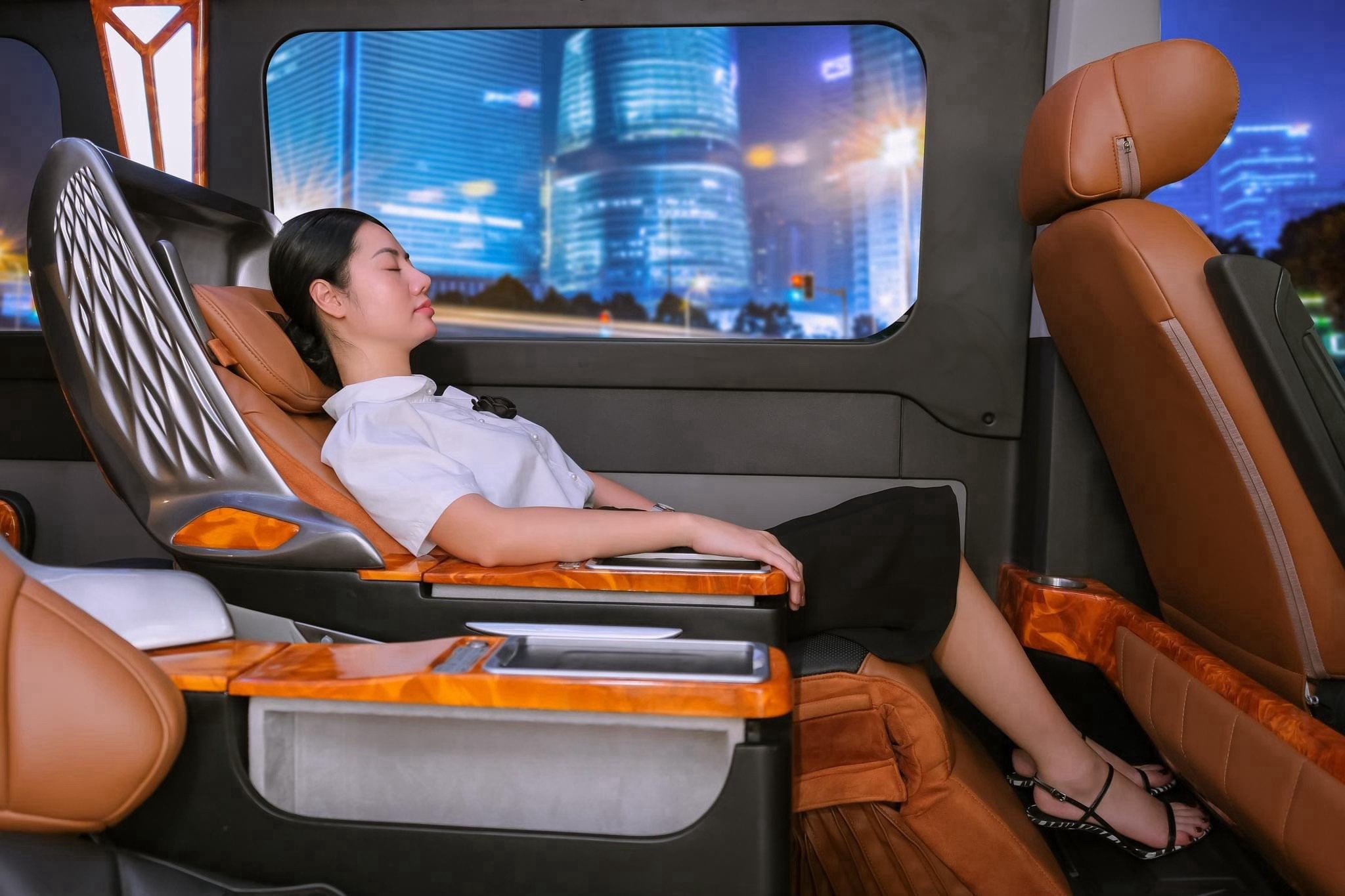 Alo Limousine Xe Vũng Tàu Sài Gòn (2)